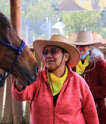 Concejal Rigoberto Cañón, su iniciativa de equino terapia y otros programas de bienestar en el municipio.