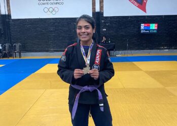 Waira Bustos: Una Joven Promesa del Jiu Jitsu y el Judo