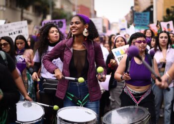 Conmemoración del Día de la Mujer en Bogotá: Un Llamado a la Acción y la Transformación