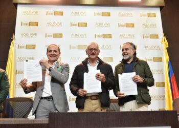 Gobierno nacional radicó nuevamente la consulta popular en el Congreso, con cuatro preguntas mas sobre Salud