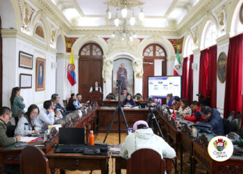 Directora de Uniminuto Zipaquirá hace balance en el Concejo de Zipaquirá