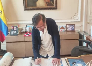 Presidente Gustavo Petro firmó decreto que convoca a los colombianos a votar la Consulta Popular el 7 de agosto