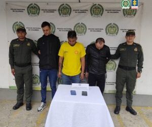 Judicializados presuntos responsables del hurto a establecimientos de comercio en Fusagasugá, Cundinamarca.