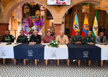 Sentido homenaje por parte de la Alcaldía de Cajicá al Ejército Nacional en sus 215 años 