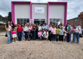 Pacho inaugura la Casa Social de la Mujer: Un nuevo epicentro de innovación y empoderamiento
