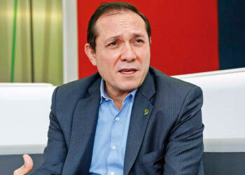 Ministro del Trabajo anunció que va a denunciar a congresistas por presuntos actos contra la soberanía nacional