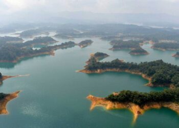 Gobierno nacional exige a la generadoras bajar tarifas de energía ante altos niveles en los embalses 