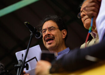 CNE niega participación de Ivan Cepeda en la consulta del 8 de marzo