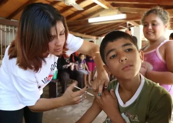 Alerta en las Américas: El sarampión resurge y la OPS insta a intensificar la vacunación