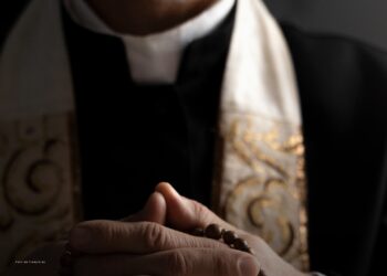 Casa por cárcel para sacerdote acusado de agredir sexualmente a niño de 13 años en Duitama, Boyacá