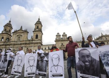 ONU alerta sobre persistencia de violencia contra defensores de derechos humanos en Colombia: 972 asesinados desde el Acuerdo de Paz