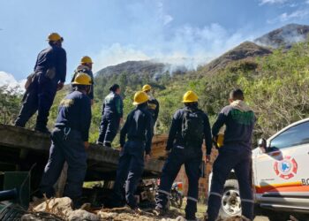49 años cuerpo de bomberos voluntarios de Pacho, Cundinamarca
