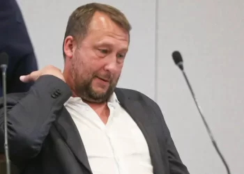 Escándalo en Tunja: Fiscalía imputa al alcalde Mikhail Krasnov por presunta contratación paralela en Ecovivienda