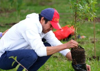 Colectivo impulsa jornada ambiental y actividades comunitarias en la quebrada El Amoladero