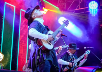 Cota se viste de ruana y folklore: el requinto carranguero busca a su nuevo rey este fin de semana