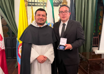 Universidad Santo Tomás exalta la trayectoria en el servicio público del alcalde de Ramiriquí, Camilo Ávila Márquez
