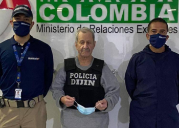 Fiscalía condena a más de 20 años de cárcel a exjefe paramilitar por abuso y explotación de niñas