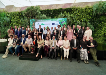 Integrantes de la Escuela del Agua y Cambio Climático celebraron su reconocimiento en los premios BIBO 2026
