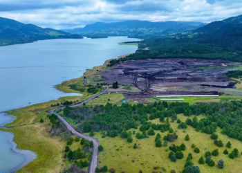 La CAR avanza con un 45% en la extracción de sedimentos en el embalse del Neusa 