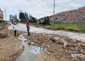 Inundaciones en Soacha cobran la vida de un motociclista en medio de un devastador aguacero 